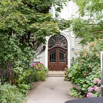 Die Zahnärzte am Mittelweg 150 in Hamburg