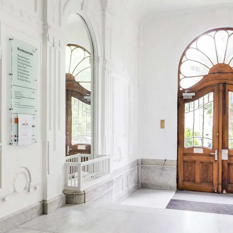 Die Zahnärzte am Mittelweg 150 in Hamburg