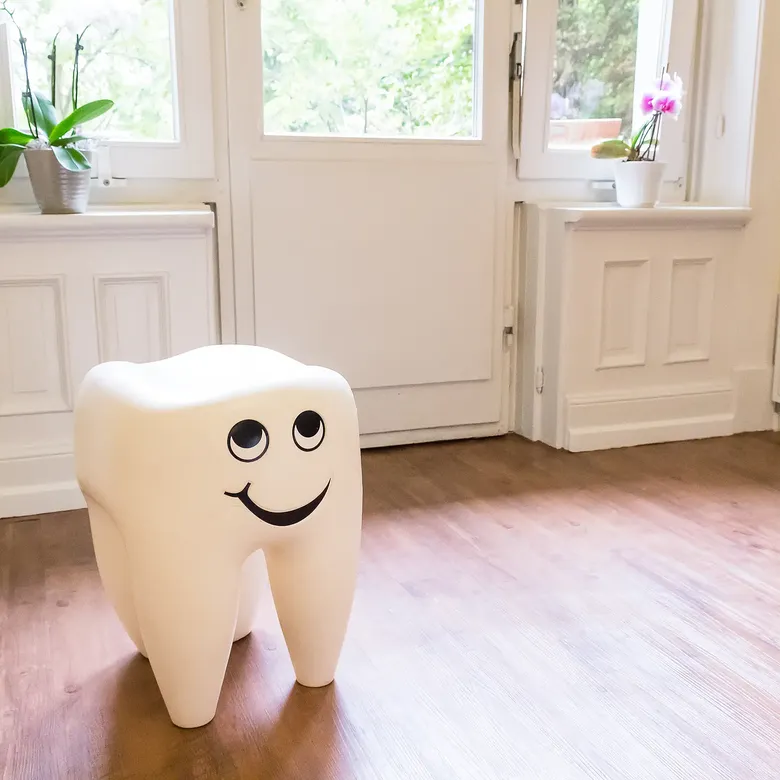 Die Zahnärzte am Mittelweg 150 in Hamburg